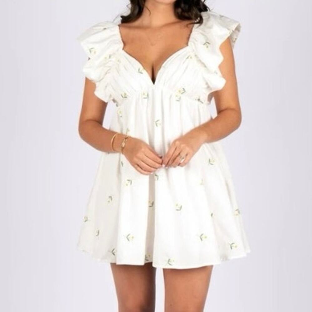 Womens MEET ME IN SANTORINI DOLLY Babydoll DRESS White Size XS EUC!